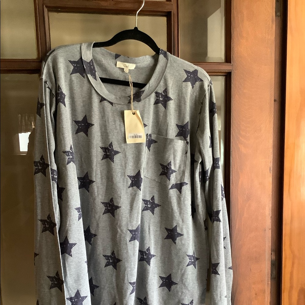 Easel star print top!